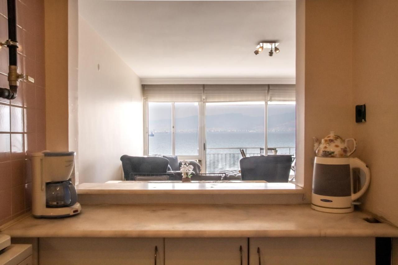 Apartment Furnished Stylish Sea View Flat In Konak